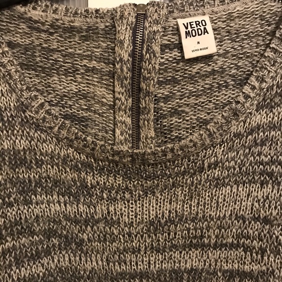 Vero Moda Grey Knit Scoop Neck Sweater Medium - Picture 5 of 8